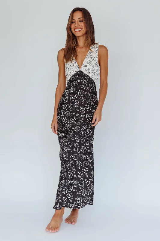 Coucou V-Neckline Maxi Dress Floral White/Black