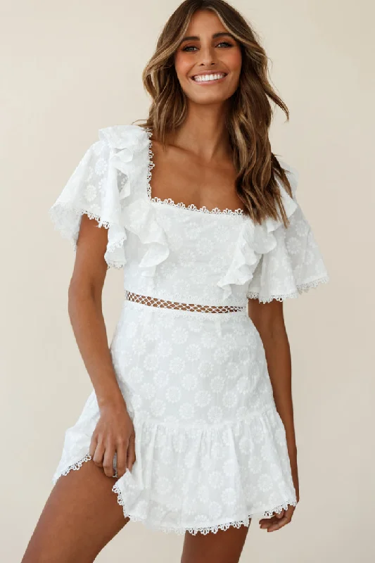 How Romantic Flounce Sleeve Lace-Up Back Dress Floral Embossed White