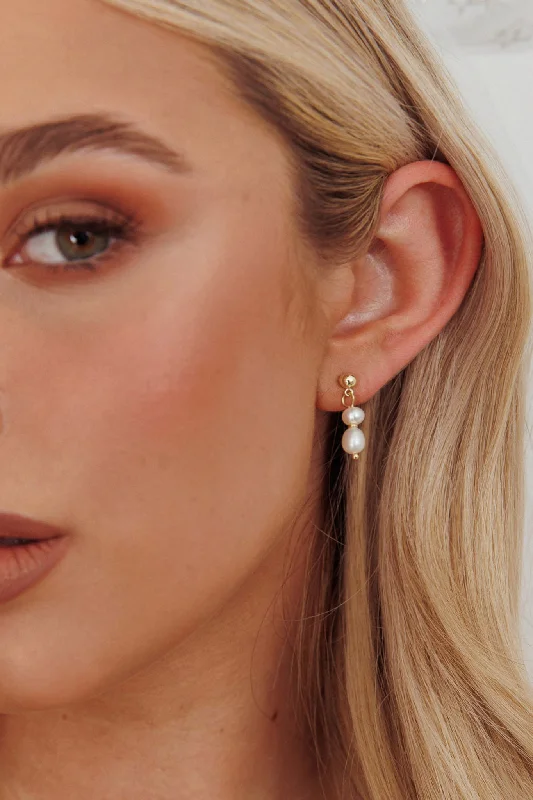 Julia Pearl Drop Earrings Gold