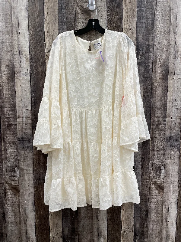 Cream Dress Party Short Cme, Size 1x